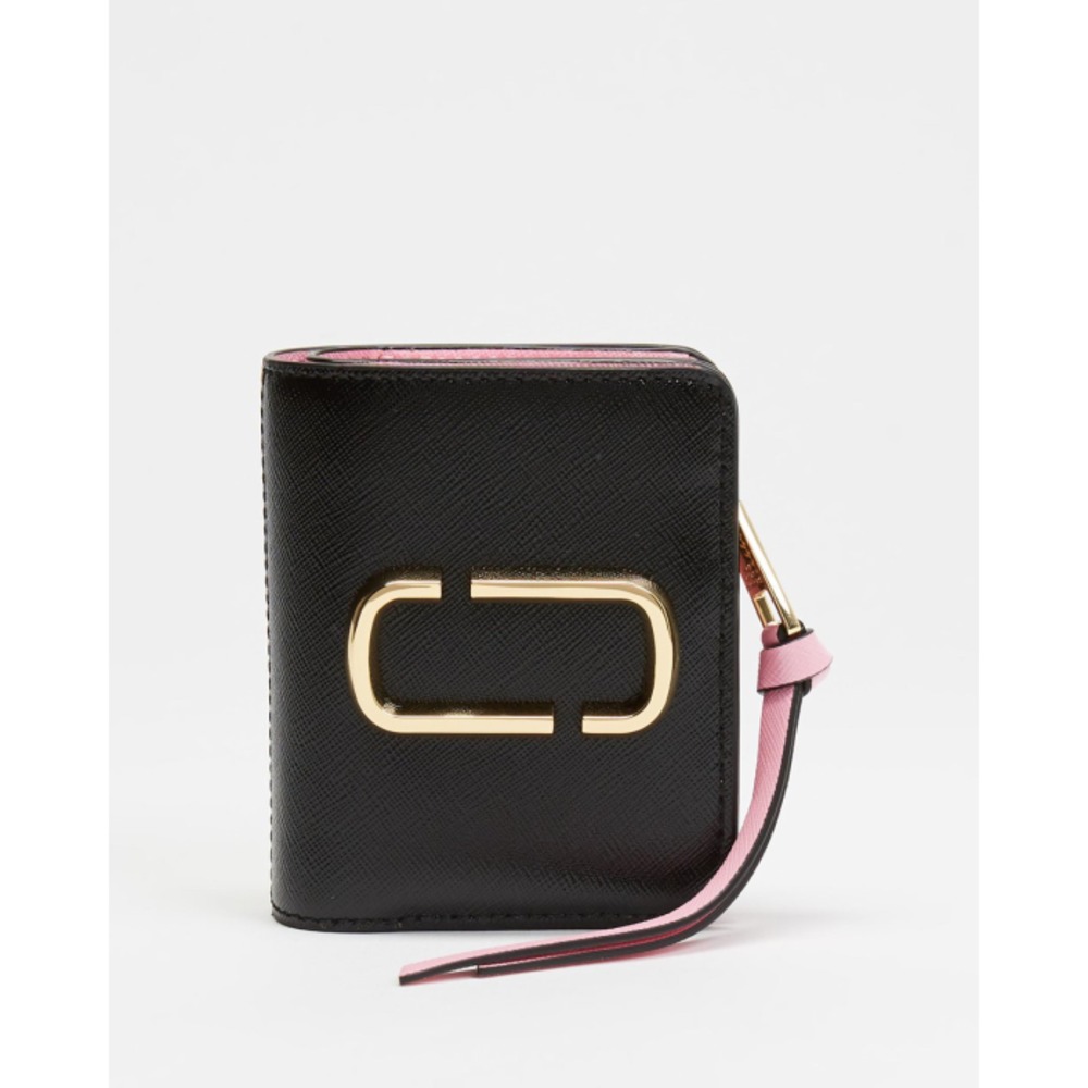 The Marc Jacobs Mini Compact Wallet MA327AC77LEW