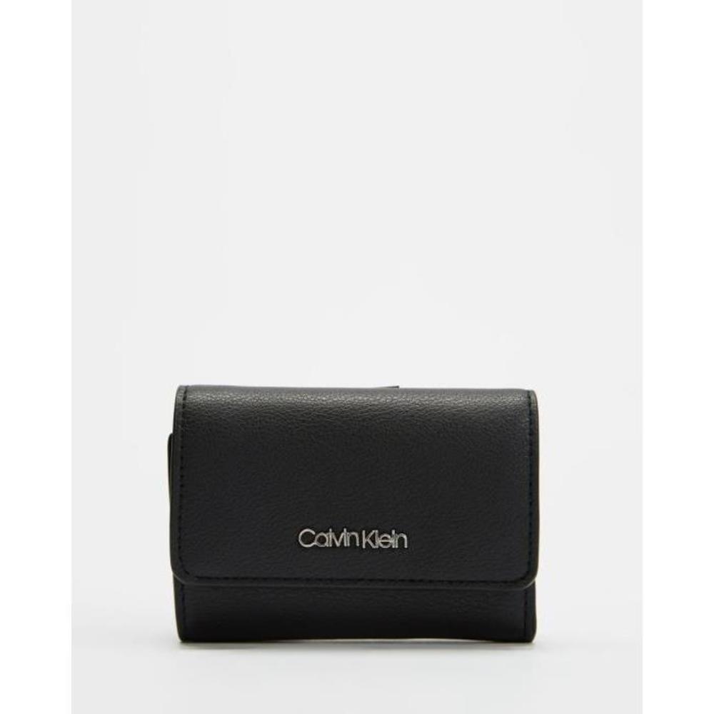 Calvin Klein Trifold Wallet CA221AC90CUR