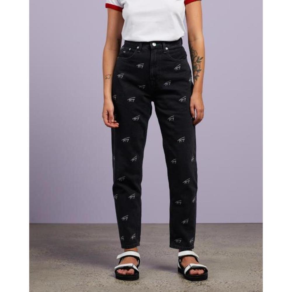 Tommy Jeans High-Rise Tapered Mom Jeans TO554AA83JRS