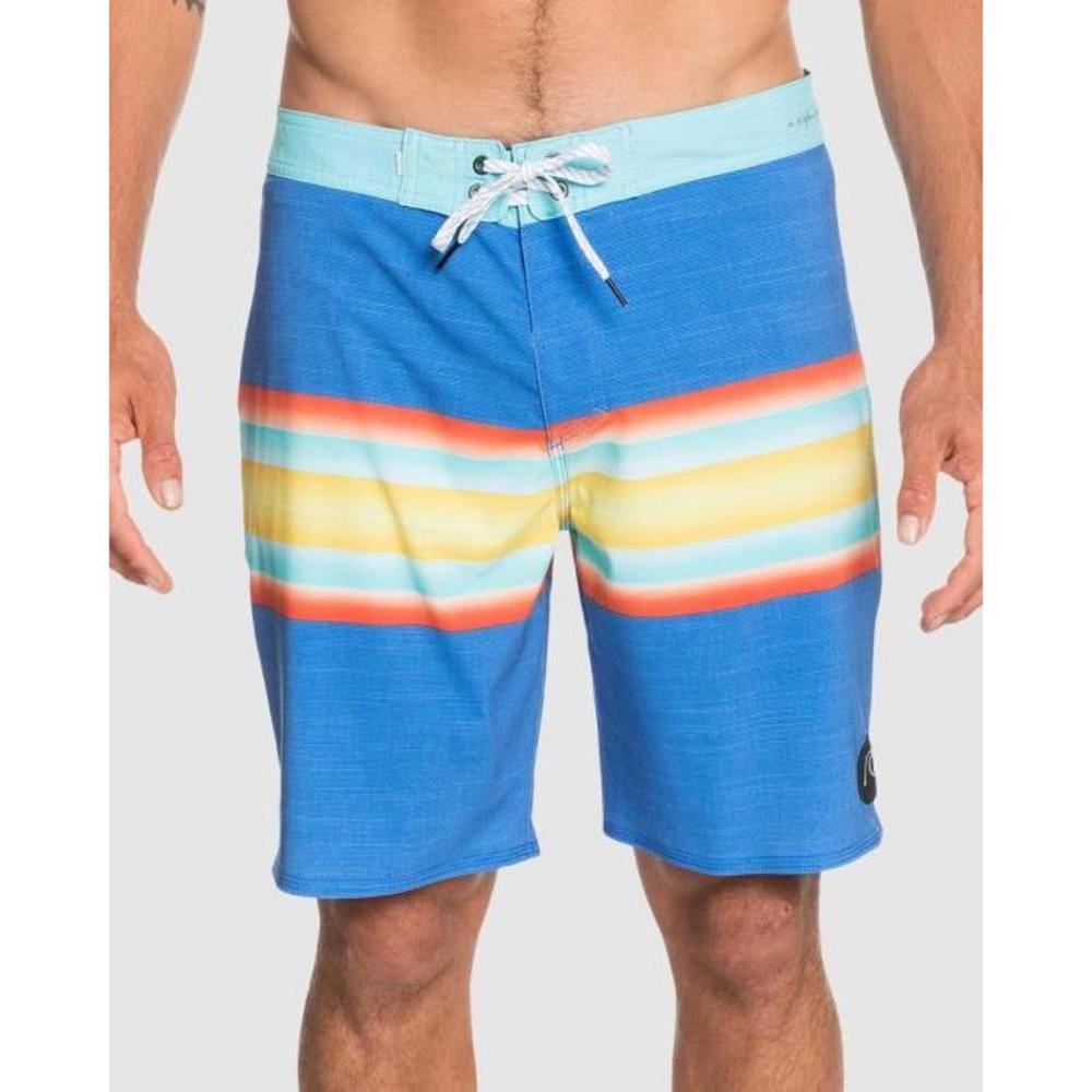 Quiksilver Mens Highline Six Channel 19 Boardshort QU019AA07CRC