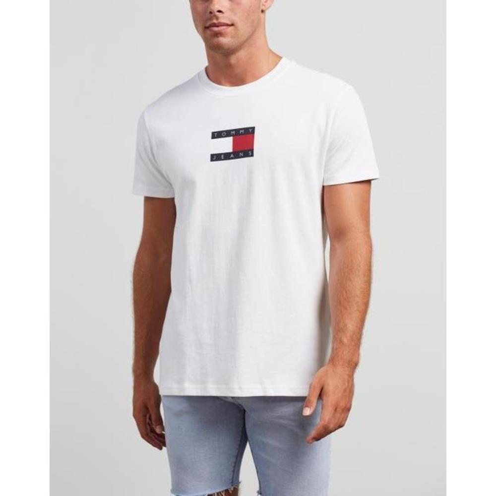 Tommy Jeans SS Badge Tee TO554AA08RQL