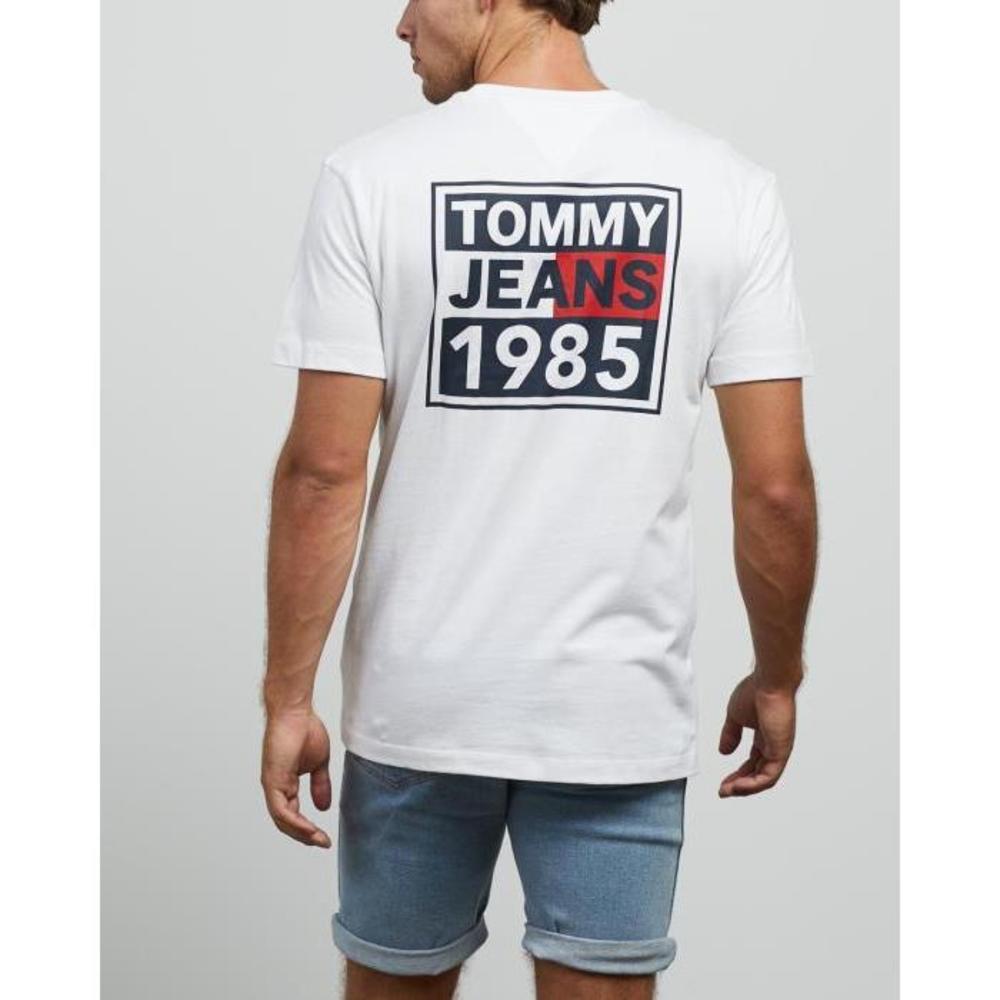 Tommy Jeans Front &amp; Back Graphic Tee TO554AA93GXY