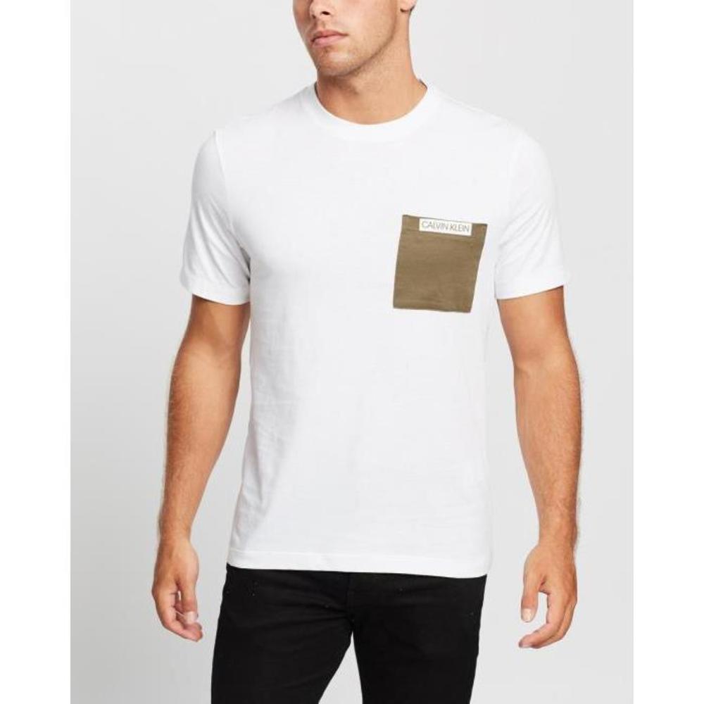 Calvin Klein Contrast Pocket T-Shirt CA221AA10DKN