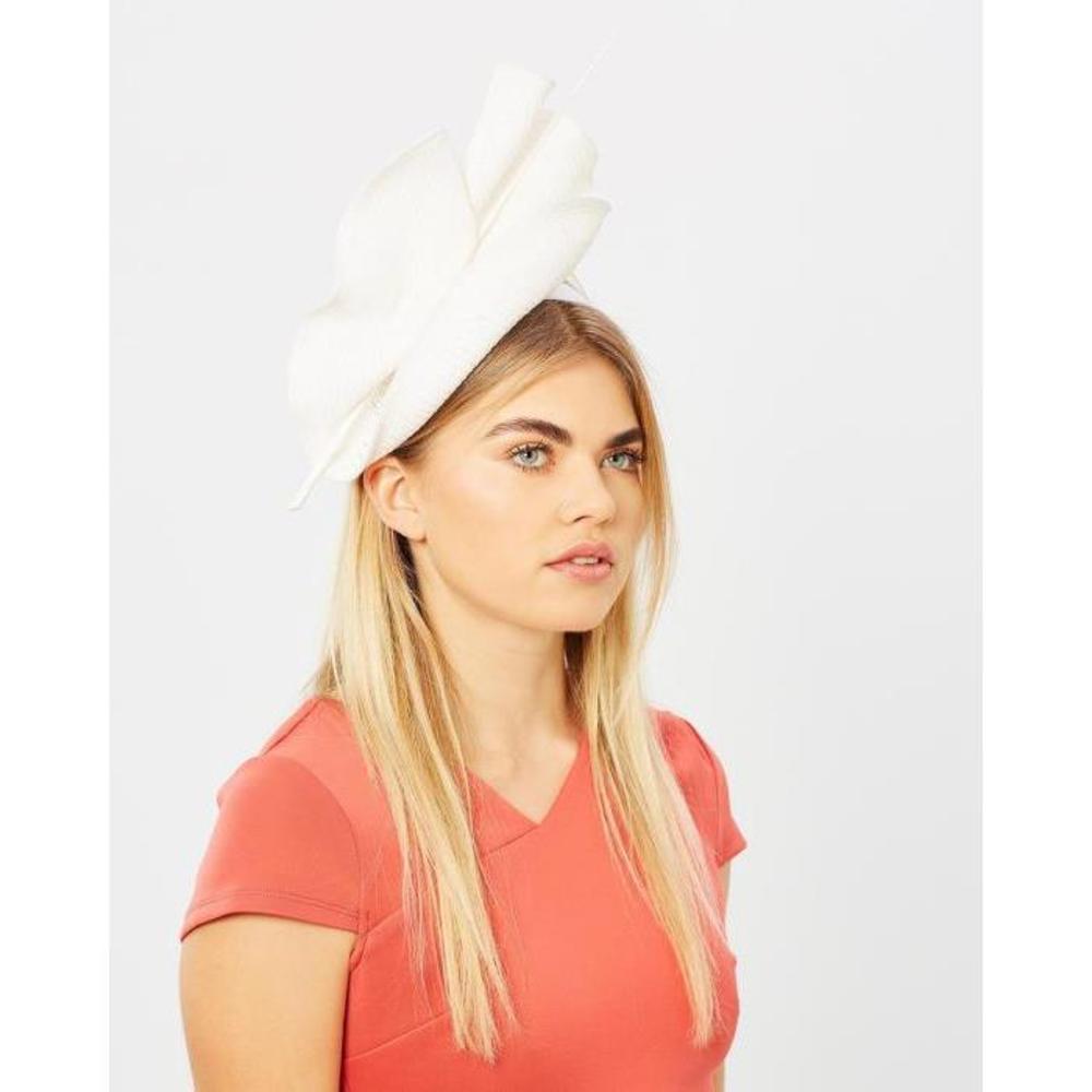 Max Alexander Sculptured Fascinator With Long Feather MA718AC51XRK