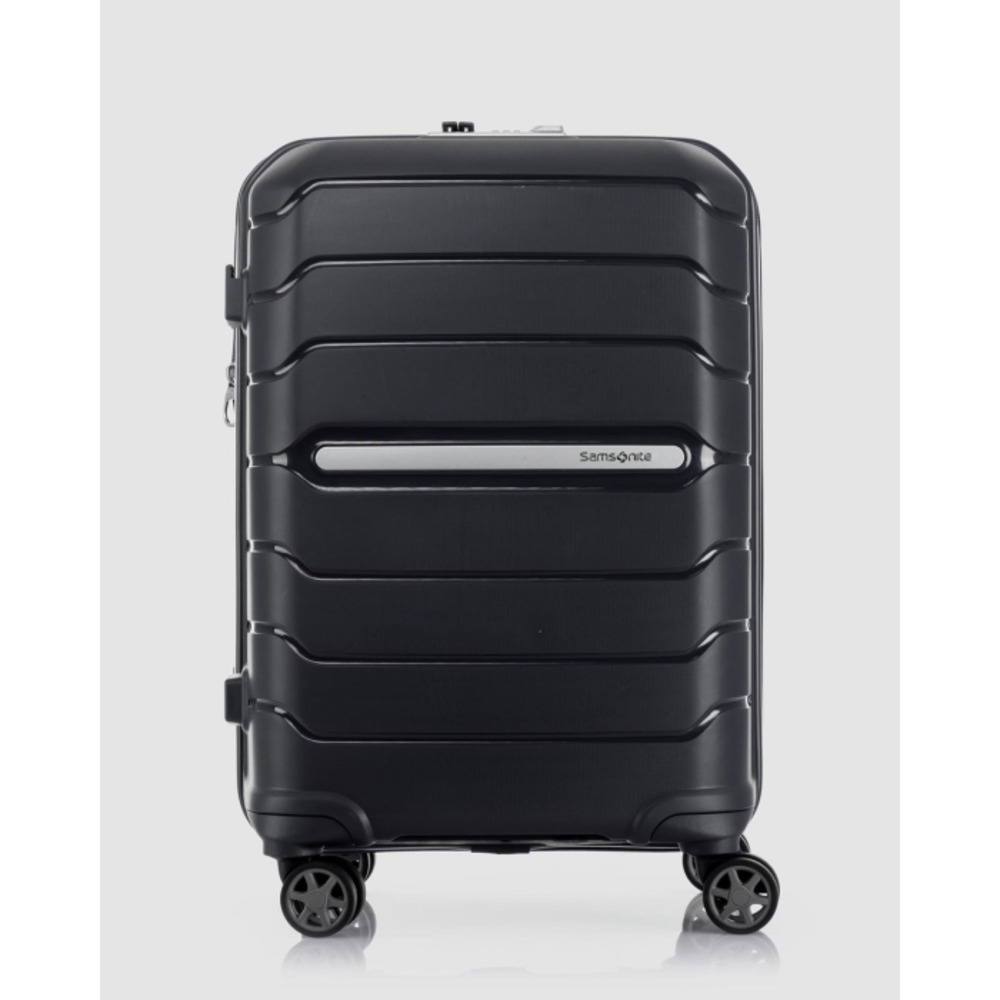 Samsonite Oc2Lite 55cm Spinner Suitcase SA696AC71XBW