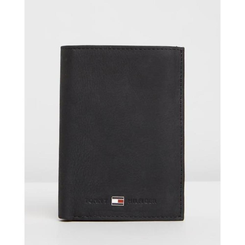 Tommy Hilfiger Johnson Nubuck Suede Wallet with Coin Pocket TO336AC57CVU
